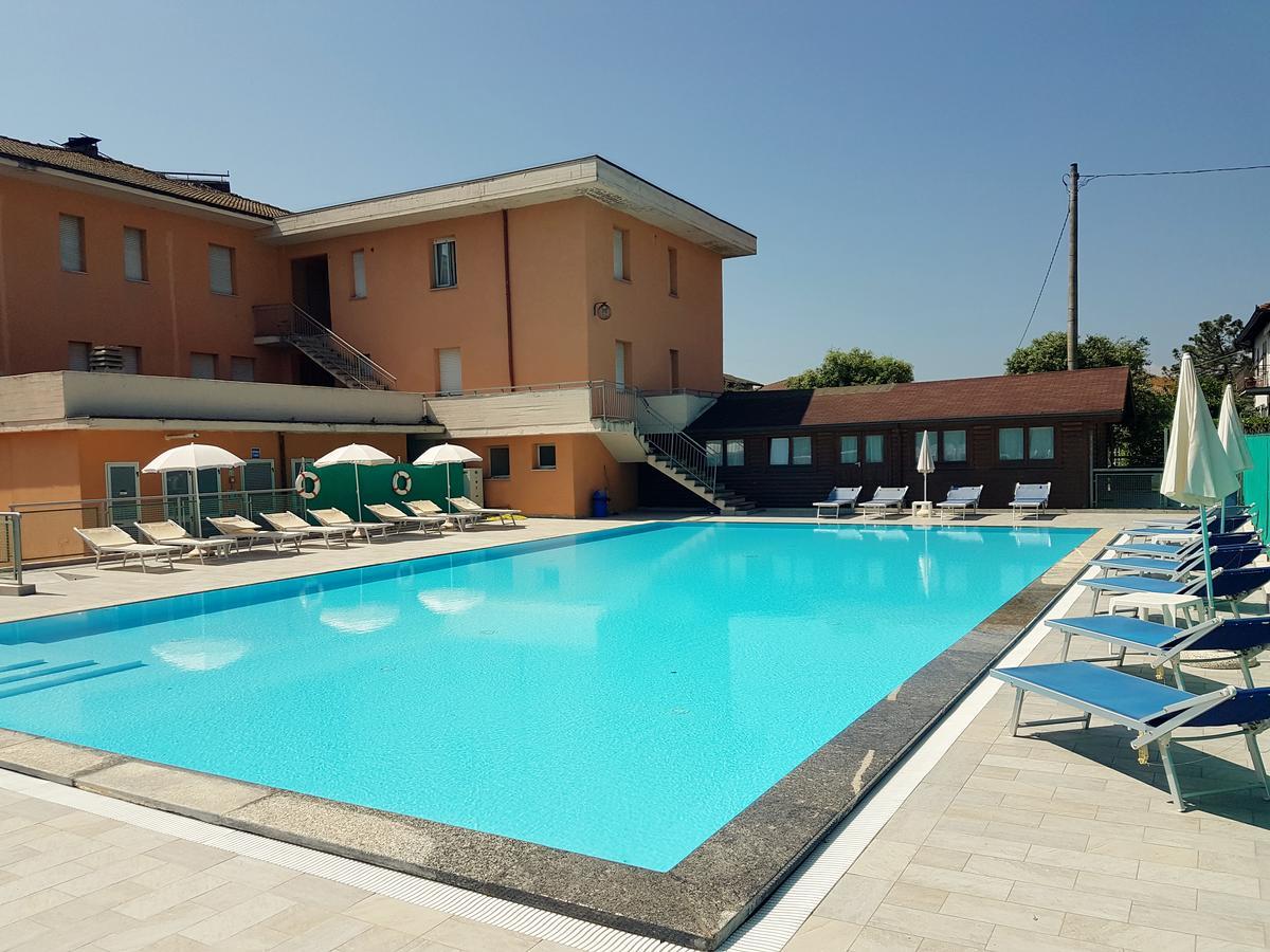 Hotel Trasimeno Bittarelli Кастильоне дел Лаго Екстериор снимка